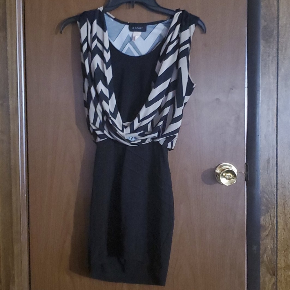 Black and tan dress sz small